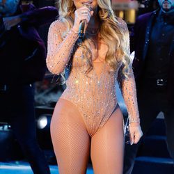 Mariah Carey en su actuación en Times Square