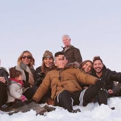 Rosanna Zanetti y David Bisbal divirtiéndose con amigos en San Sebastián
