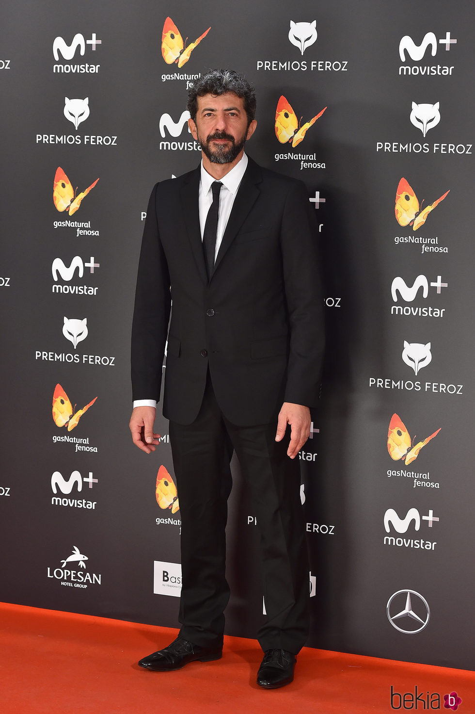 Alberto Rodríguez en la alfombra roja de los Premios Feroz 2017