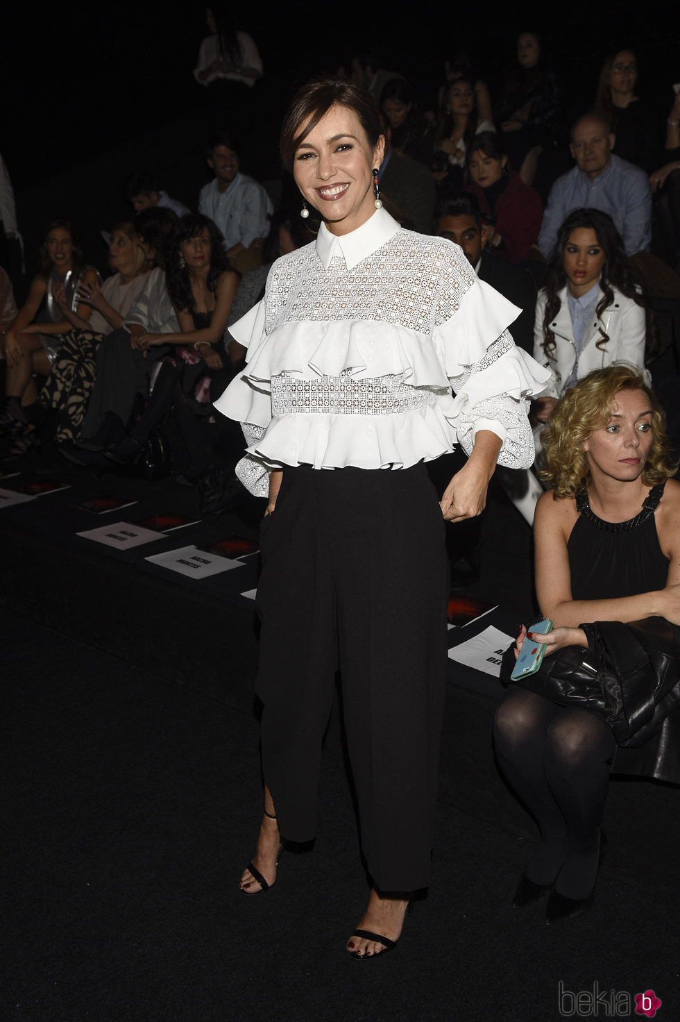 Arancha del Sol en el desfile de la firma Juana Martín en la Madrid Fashion Week 2017/2018