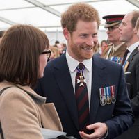 El Príncipe Harry en la inauguración de un Memorial en recuerdo a los caídos en las guerras de Irak y Afganistán