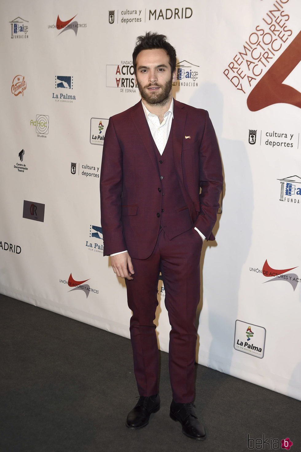 Ricardo Gómez en la red carpet de la XXVI edición de los Premios de la Unión de Actores