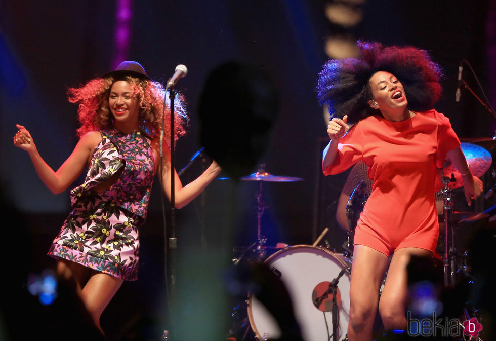 Beyoncé y Solange Knowles en el Coachella Valley Music & Arts Festival