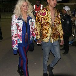 Ashlee Simpson y Evan Ross en el festival Coachella 2017