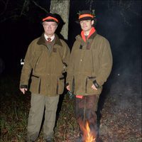 Carlos Gustavo de Suecia y Carlos Felipe de Suecia en una cacería