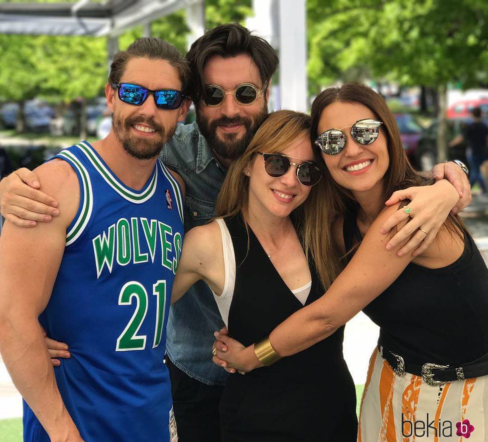 Paula Echevarría, Marta Hazas, Adrián Lastra y Javier Rey en la lectura del guion de 'Velvet Coleción'