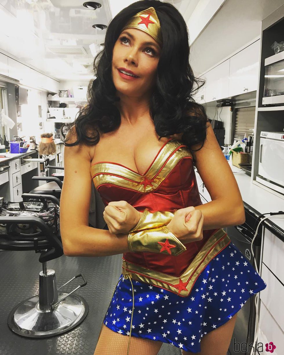 Sofía Vergara disfrazada de Wonder Woman