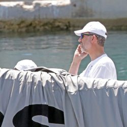El Rey Felipe a bordo del Aifos preparándose para la Copa del Rey de Vela