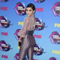 Vanessa Hudgens en los Premios Teen Choice 2017