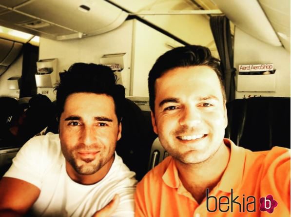 David Bustamante junto a su hermano mayor, Igor