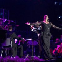 Isabel Pantoja ofreciendo un concierto en Bilbao