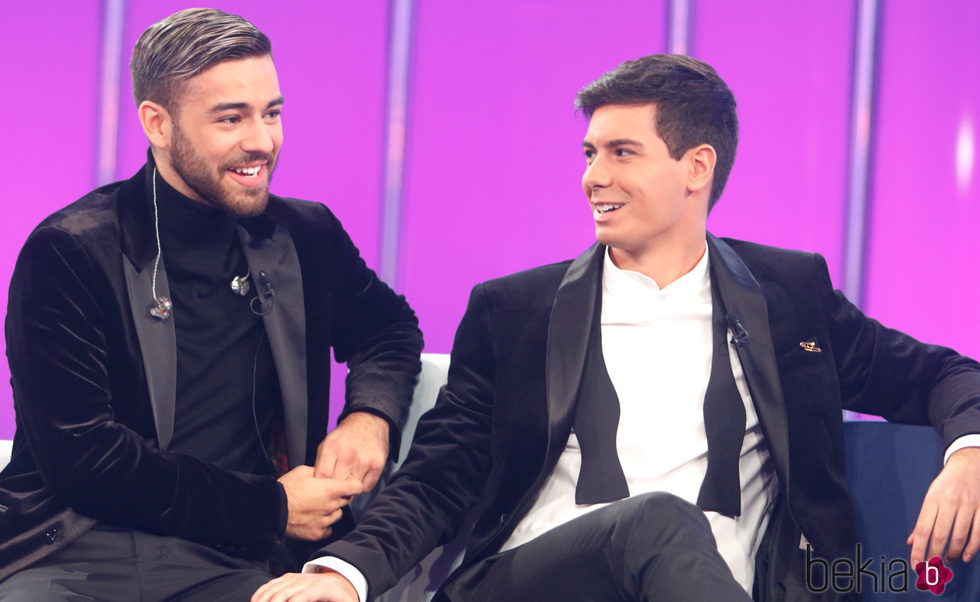 Agoney y Alfred antes de actuar en la Gala 6 de 'OT 2017'