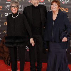 Concha Velasco, José Sacristán y Mercedes Sampietro en la alfombra roja de los Premios Goya 2018