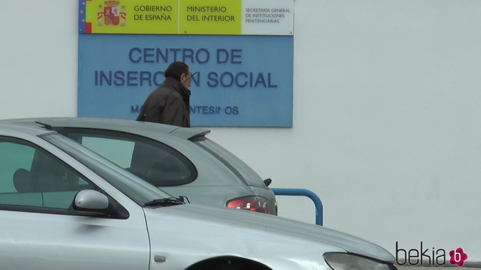 Julián Muñoz entrando en el Centro de Inserción Social de Algeciras