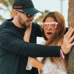 Chabelita Pantoja y Alberto Isla posando juntos
