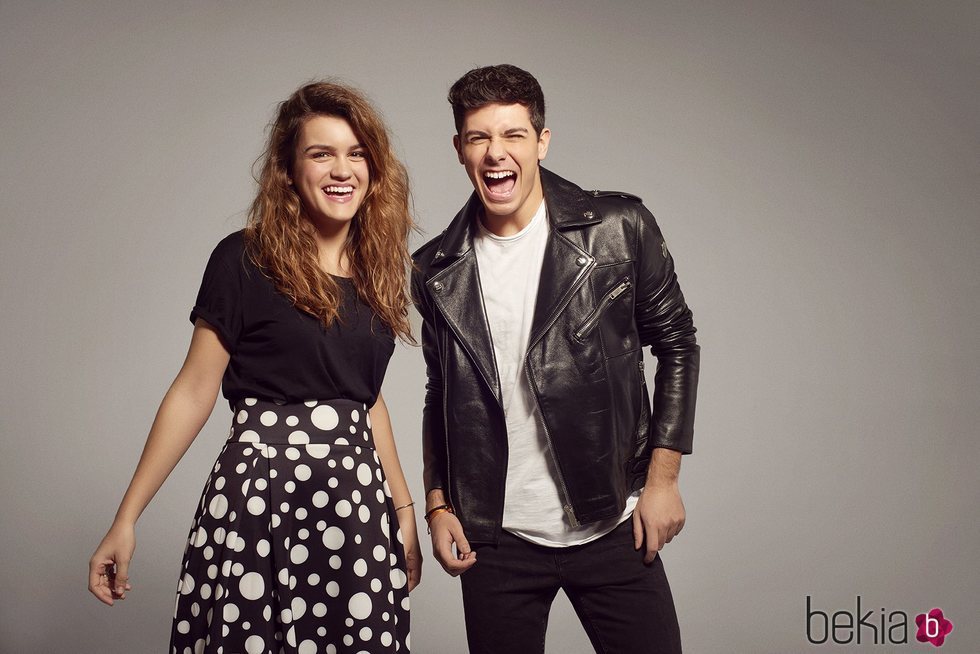Alfred y Amaia, divertidos en el posado oficial de Eurovisión 2018