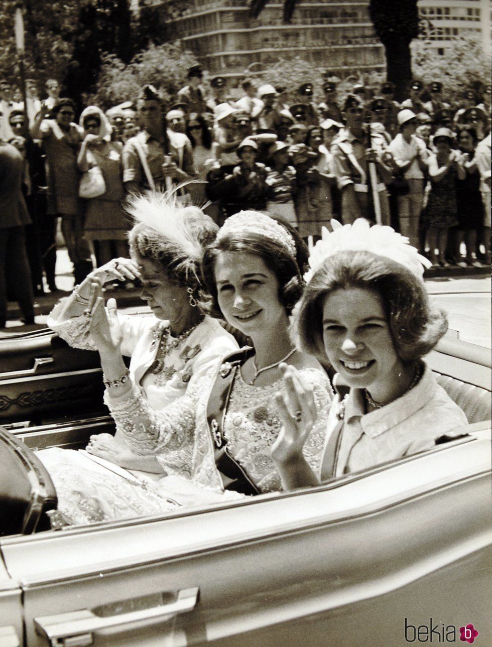 La Reina Sofía con Federica de Grecia e Irene de Grecia