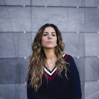 Miriam ('OT 2017') con rostro serio en una sesión de fotos