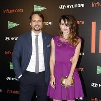 Elena Ballesteros y Juan Antonio Susarte posan juntos en el pohotocall de Influencers Awards