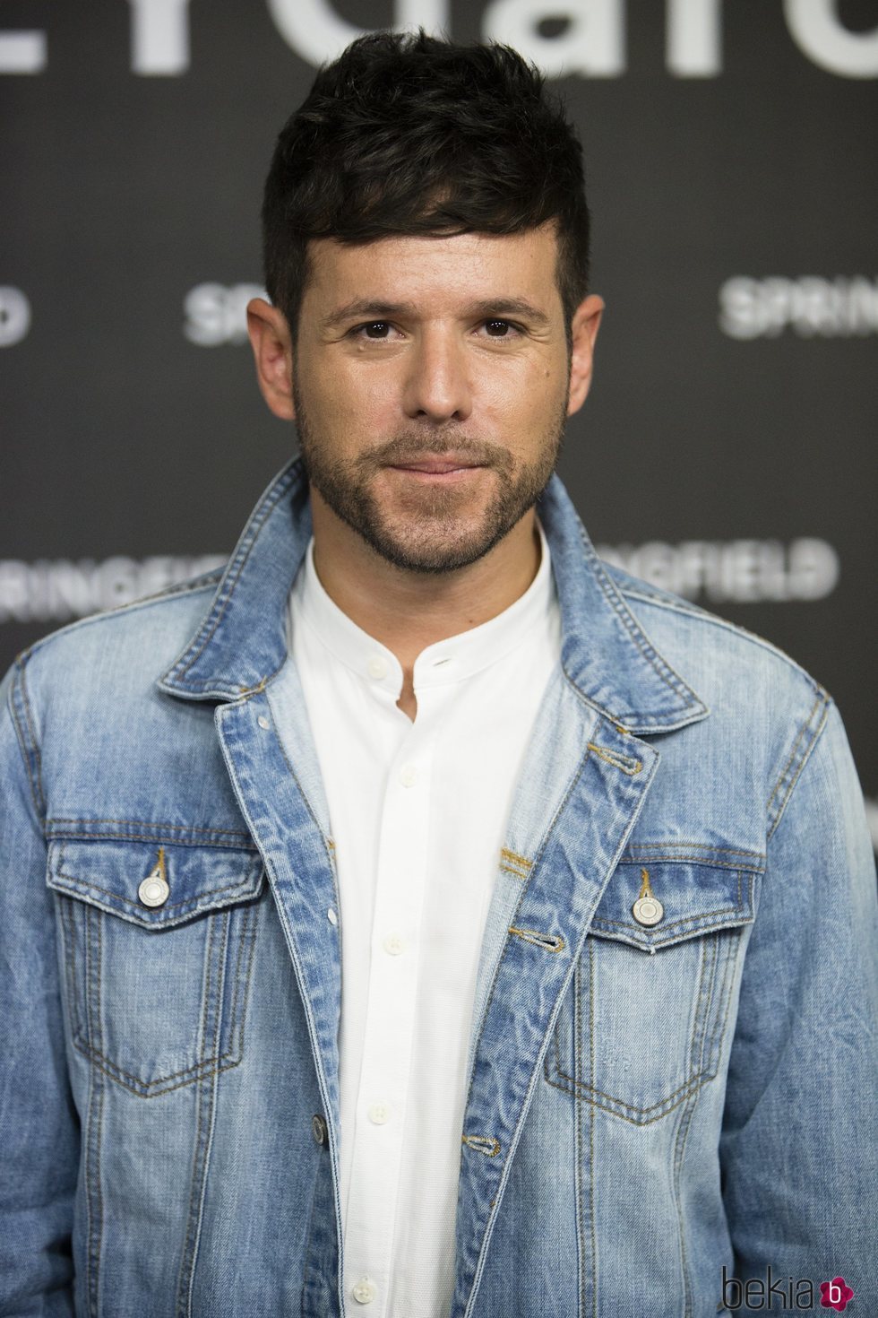 Pablo López posando en la presentación de la nueva campaña de Springfield