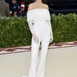 Kendall Jenner en la alfombra roja de la Gala MET 2018