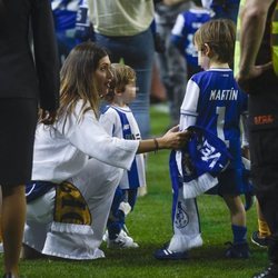 Sara Carbonero celebrando con sus hijos la victoria del Oporto tras ganar la liga portuguesa 2018