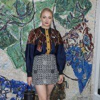 Sophie Turner en el desfile Louis Vuitton Cruise 2019
