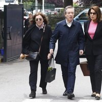 Iñaki Gabilondo en la capilla ardiente de María Dolores Pradera
