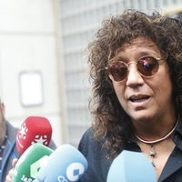 La cantante Rosana en la capilla ardiente de María Dolores Pradera