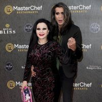 Alaska y Mario Vaquerizo en la inauguración del restaurante de 'MasterChef' en Madrid