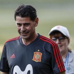 Fernando Hierro en su primer entrenamiento con la Selección Española