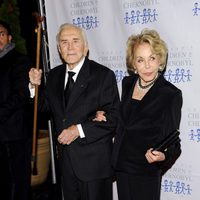 Kirk Douglas y Anne Buydens en la gala 'Children at heart'
