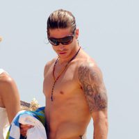 Sergio Ramos luciendo una pulsera Power Balance