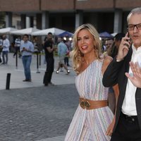 Ramón García y Patricia Cerezo por las calles de Madrid