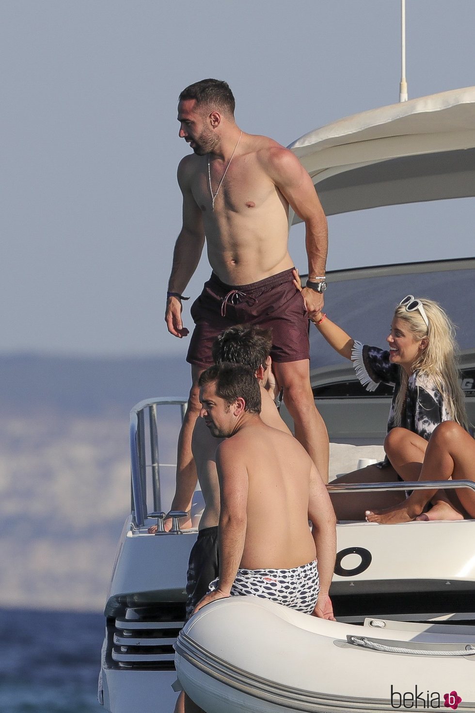 Las vacaciones de Daniel Carvajal por Ibiza