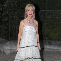 Carmen Lomana llegando a la fiesta del 30 aniversario de Vogue