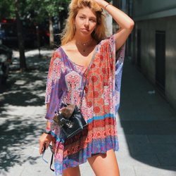 Anita Matamoros posando para una foto