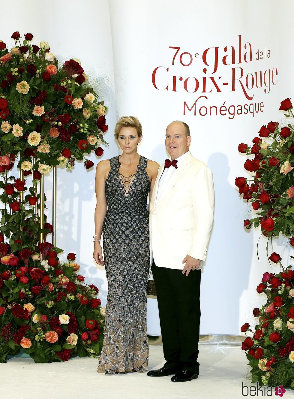 Alberto y Charlene de Mónaco en el Baile de la Cruz Roja 2018