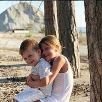 Estela y Oscar de Suecia muy cómplices durante el verano en el Palacio de Solliden