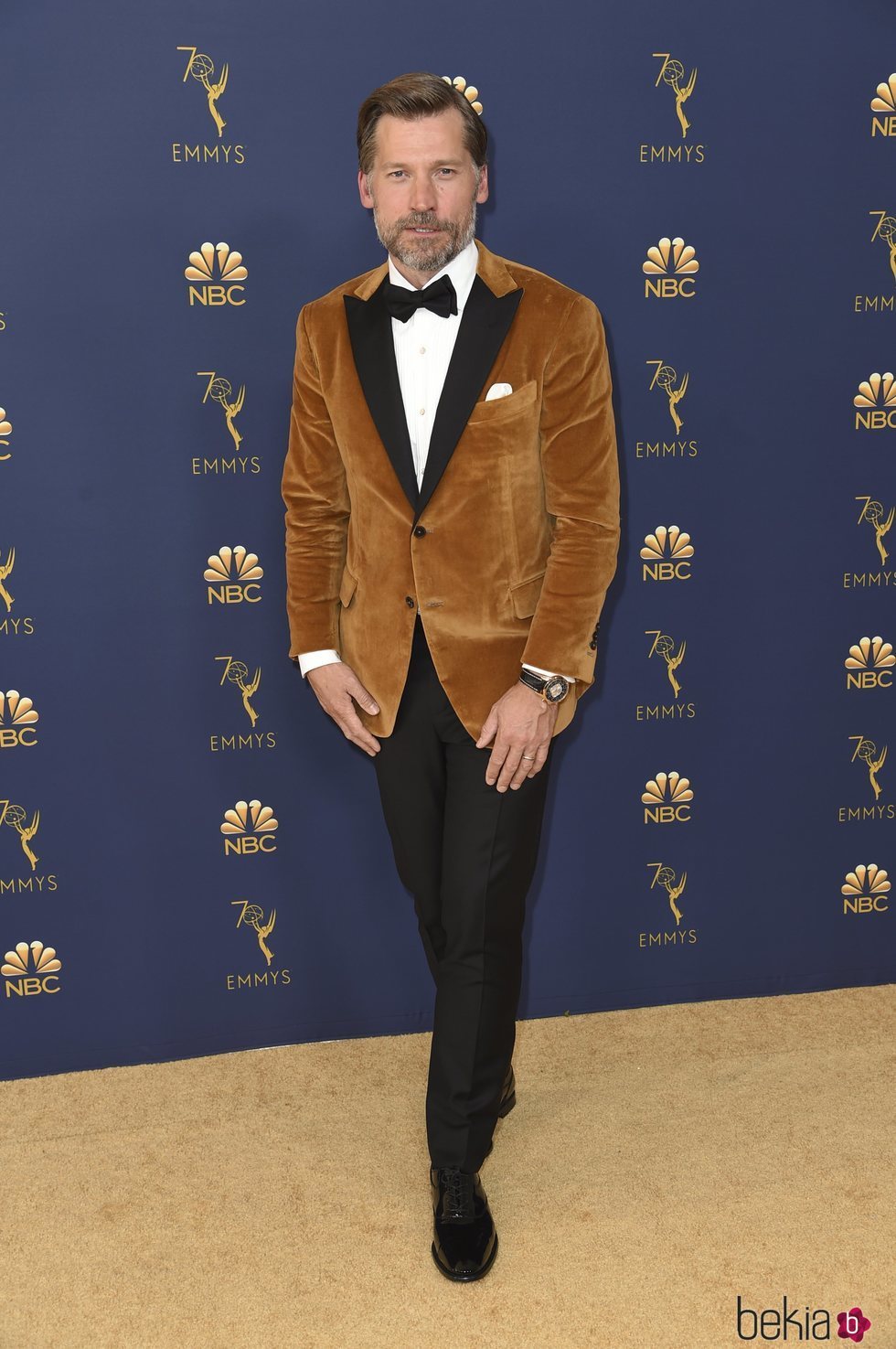 Nikolaj Coster-Waldau en la alfombra roja de los Premios Emmy 2018