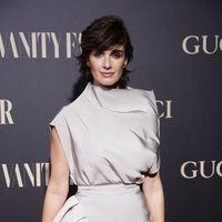 Paz Vega en la alfombra de la fiesta de Vanity Fair 2018