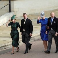 Zara Phillips y Mike Tindall, Peter Phillips y Autumn Phillips en la boda de Eugenia de York y Jack Brooksbank