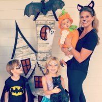 Magdalena de Suecia con sus hijos Leonor, Nicolas y Adrienne en Halloween 2018