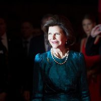 Silvia de Suecia acude a una gala benéfica en Berlín