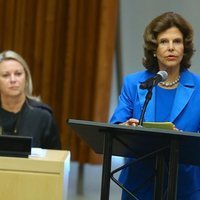 Silvia de Suecia dando un discurso sobre abusos sexuales y explotación infantil ante la ONU