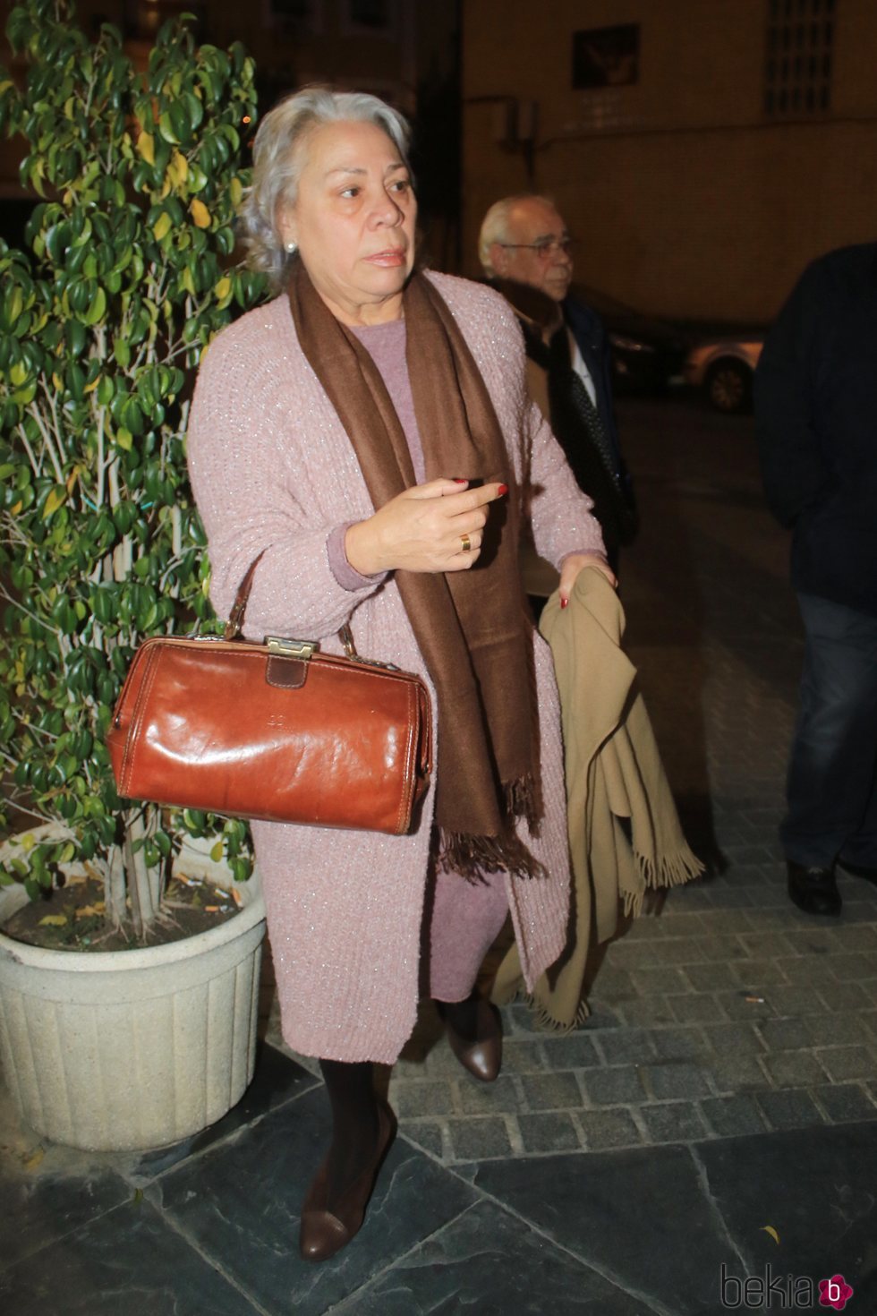 Carmen Gahona en una misa honor a Chiquetete