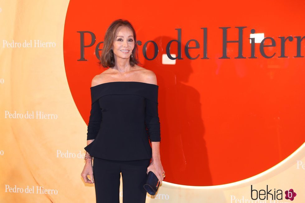 Isabel Preysler en el desfile de Pedro del Hierro