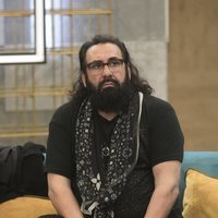 Juan Miguel en la casa de 'GH DÚO' durante la gala 6