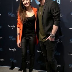 Ana Guerra y Cepeda posan juntos presentando una gira conjunta