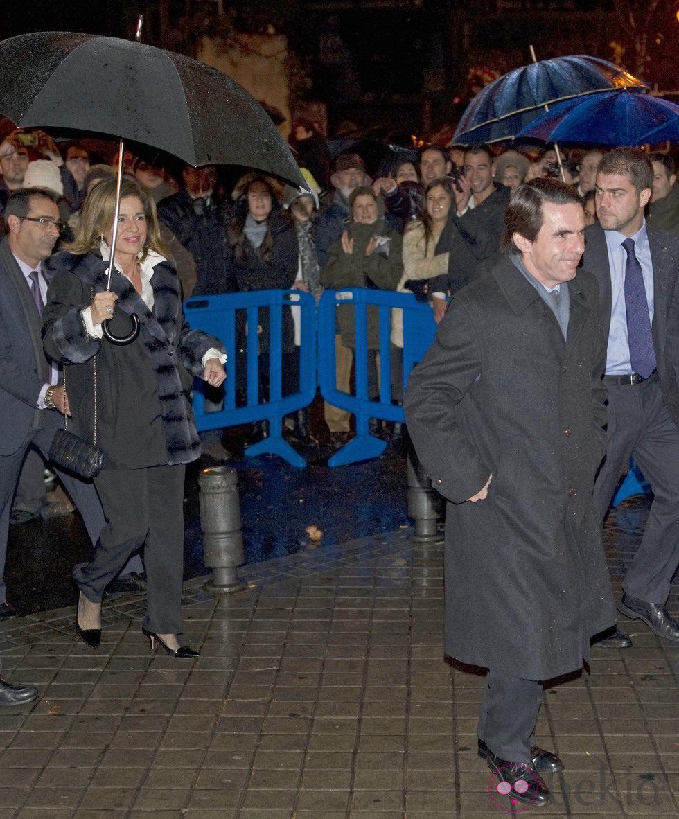 José María Aznar y Ana Botella en el partido Madrid-Barça en el Santiago Bernabéu